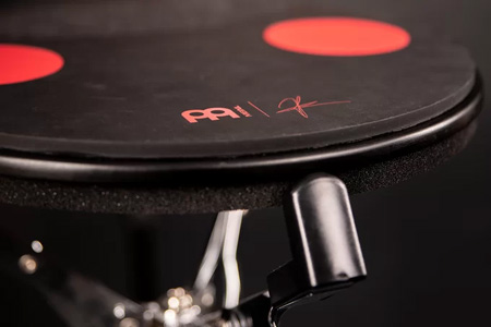 表面に３種の音色とフィール